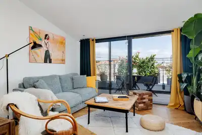 Image de Loft Contemporain avec terrasse et climatisation à 2 pas du centre de Bordeaux