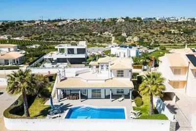 Image de Villa Redonda - Short walk from the beach