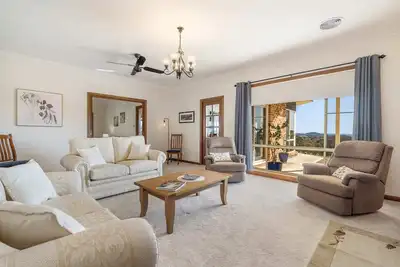 Image de Waringa Downs Farm Stay - Close to Mayfield Garden