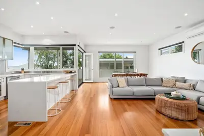 Image de Luxe 4br Family Sanctuary in Newtown