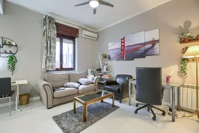 Image de Exclusivo Apartamento al lado del parque retiro