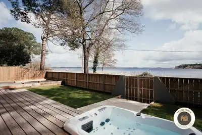 Image de Villa 5 chambres vue imprenable sur le lac à Carreyre