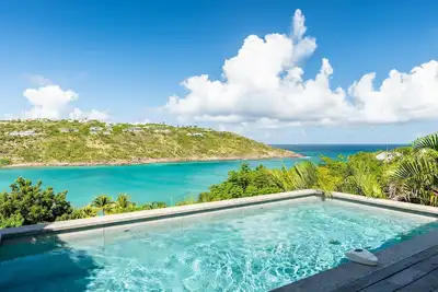 Image de Charming Villa with Contemporary Decoration