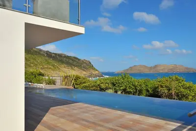 Image de Elegant Villa with Superb View