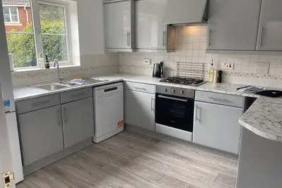 Image de Perfect crew-house or for business trips. Sleeps 10, 5mins from Hamble Village