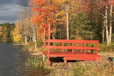 Image de Pvt Lake. . . Fish, Swim and Kayak (surrounded by nature)