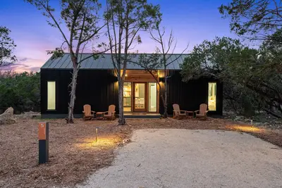 Image de Two Bedroom Modern Tiny Home at The Cedars Ranch