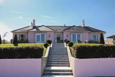 Image de Nucella Lodge and Coach House: A Charming Irish Retreat with Tranquility Ireland