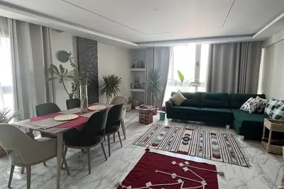 Image de A beautifully Mixed theme between modern and traditional art decor Marble floors