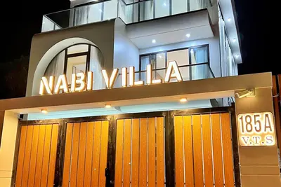 Image de Modern Villa in the Heart of City with pool, karaoke, parking\n