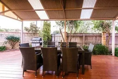 Image de Fresh 3 bed Villa with cosy outdoor deck & only a moments stroll to the beach