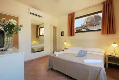 Image de Exclusivo Apartamento Para 5 Huéspedes en el Corazón Histórico de Florencia
