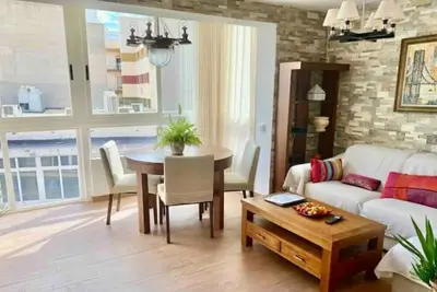 Image de Apartment Virginia Playa. Downtown Benidorm. Right on the beach. A/C. Terrace.