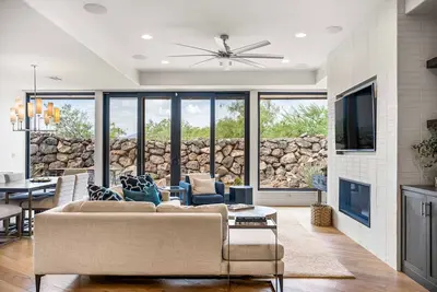 Image de Snow Canyon Sanctuary #8: 4 bed, 4 baths, pool, pickleball, mountain views.