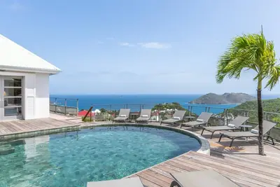 Magnificent Villa with Lush Tropical Setting
