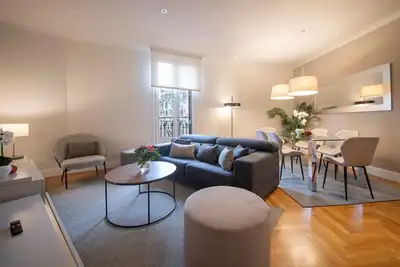 Image de Superior Three Bedroom Apartment Passeig de Gracia - You Stylish