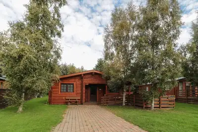 Image de Welcome Hjem Log Cabin, pet friendly, with hot tub in Felton