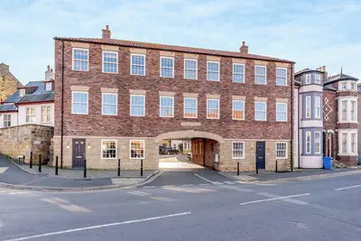 Image de 2 chambres à coucher à Whitby