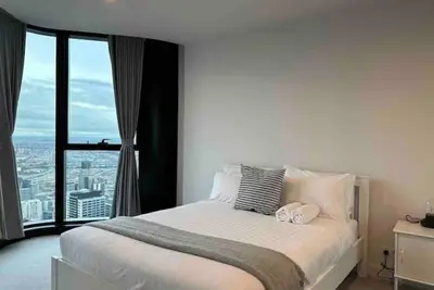 Image de Fabulous Cbd apt gym &pool, lvl 63