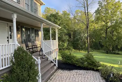 Image de Secluded Warwick Retreat on 3 Acres Next to Winery- 1 Hr from Nyc!