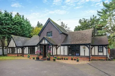 Image de 3 chambres à coucher à Brentwood