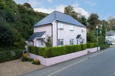 Image de Ruby Cottage - Beachside Cottage with Views