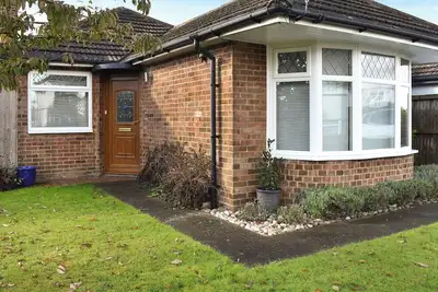 Image de 2 chambres à coucher à Canterbury