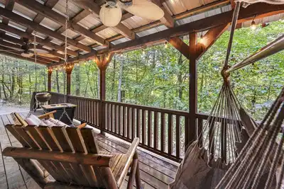 5% Snr/Mltry Discount! King Beds, Theater, Hot Tub, XBox, Fireplace