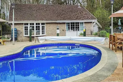 2 bedroom accommodation in Looe