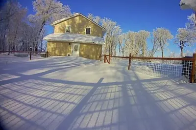 Image de Seasonal Monthly Rental: New modern winter home on lake Osakis. + Sauk River.