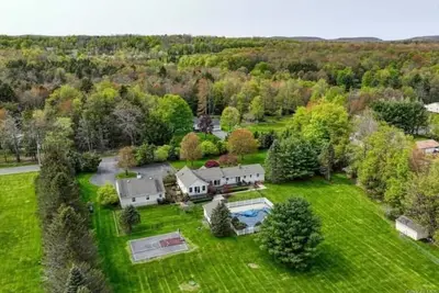 Image de Enjoy the Sullivan Catskills!