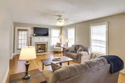 Image de Charming Tullahoma Stay w/ Great Walkable Location