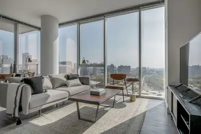 Image de Gorgeous South Loop 2br w/ Jacuzzi & Rooftop, nr Colleges, by Blueground