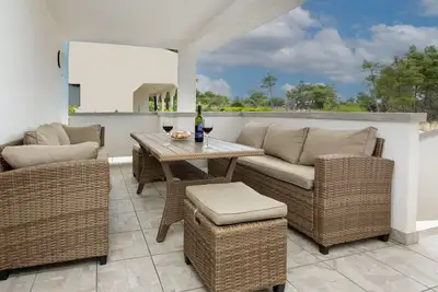 Image de Appartement de deux chambres avec la terrasse Vir - Lozice, Vir (A-21777-a)