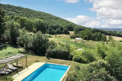 Image de Homerez - Maison charmante à Massaguel avec jardin et piscine partagée.