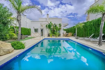 Image de Four Bedroom Mimosas Villa with a Private Pool