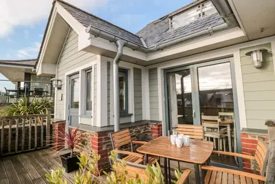 Image de 1 Court Cottage, Hillfield Village, family friendly in Dartmouth