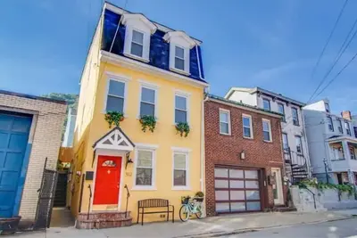 Image de South Side Bicycle Home Sleeps 6