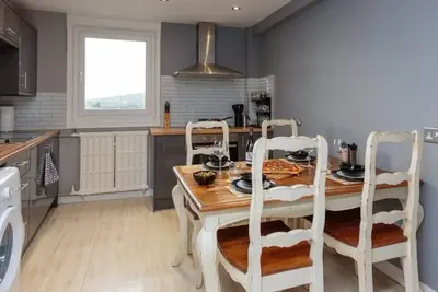 Image de Appartement-Design-Salle de bain privée séparée-Vue ville