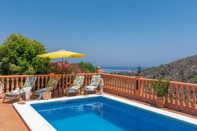 Villa Soleada de Torrox by Ruralidays