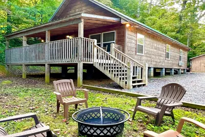 Image de Tranquil Valley Retreat: Pet Friendly, Free Attraction Tickets, Fire Pit & In Wears Valley