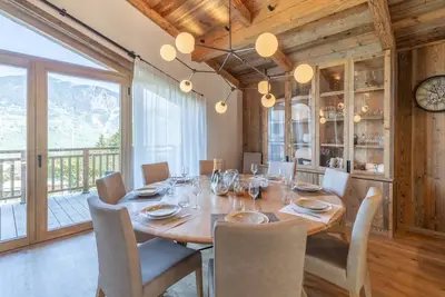 Image de Luxueux chalet avec spa et sauna au cœur de Courchevel