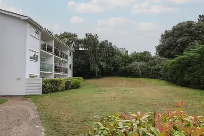 Image de Flat 5 Fairwinds, pet friendly, with a garden in Canford Cliffs