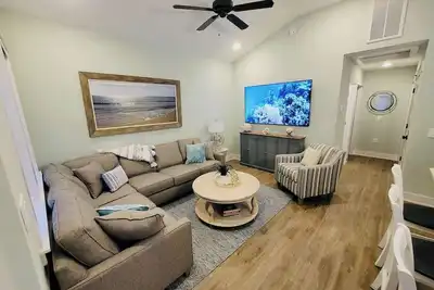 Image de Whalehead Waves: New Condo - Steps to the Beach