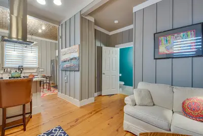 Image de Welcoming Norcross Cottage w/ Deck + Shared Grill!