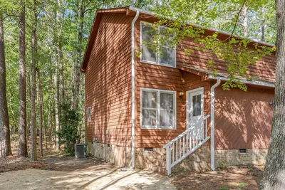 Image de Duke 2br @ American Village Townhouse w/ Fast internet