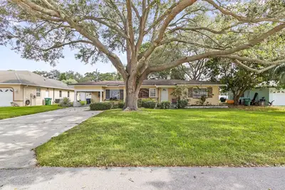 Image de Mid Century Charmer 10 Mins to Clearwater Beach