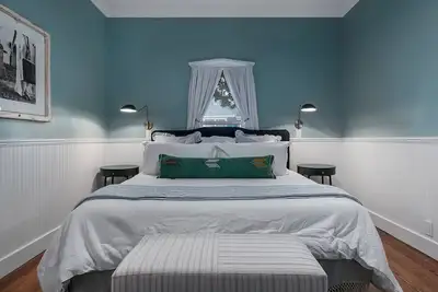 Image de Stonewall Main Haus - Sleeps 6
