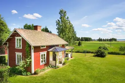 Image de Charming cottage not far from the banks of the Dalälven