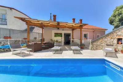 Image de Villa avec piscine et climatisation